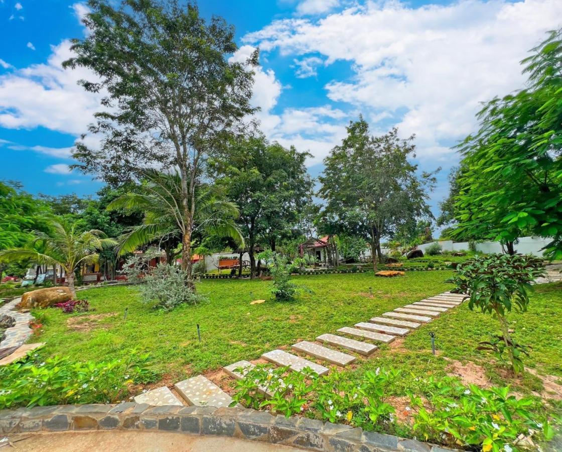 Ho Coc Park & Resort Xa Nhu Lam Buitenkant foto