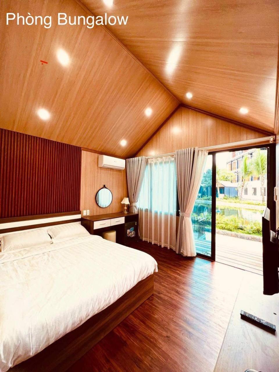 Ho Coc Park & Resort Xa Nhu Lam Buitenkant foto