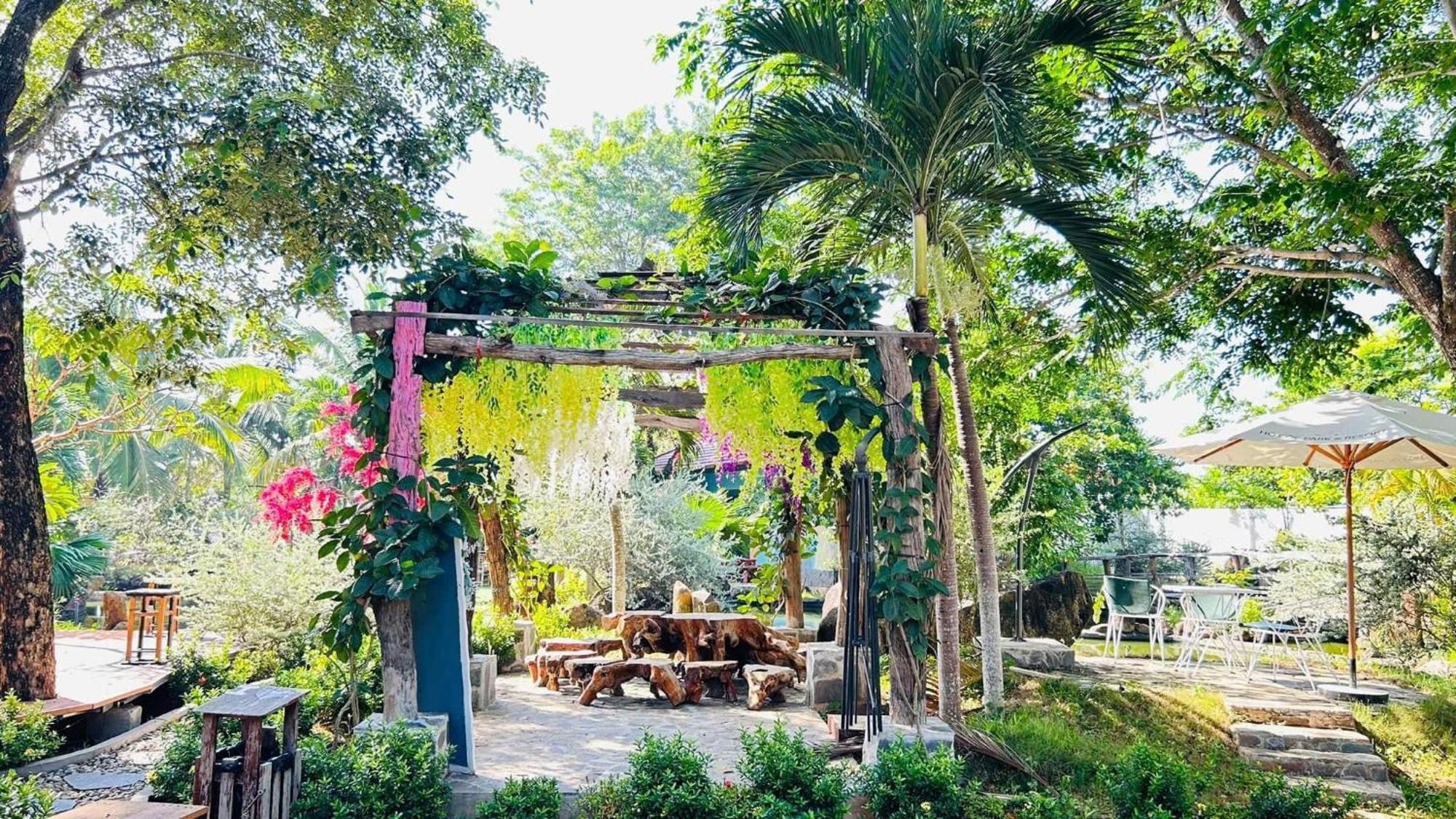 Ho Coc Park & Resort Xa Nhu Lam Buitenkant foto